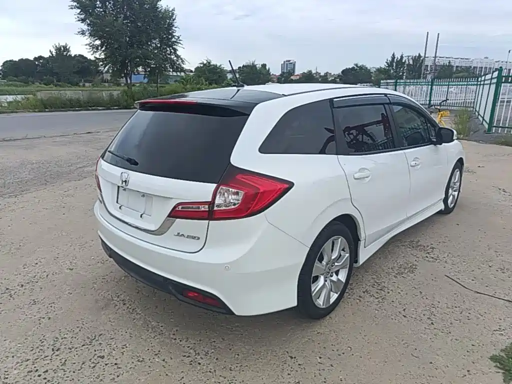 Honda Jade — миниатюра 7