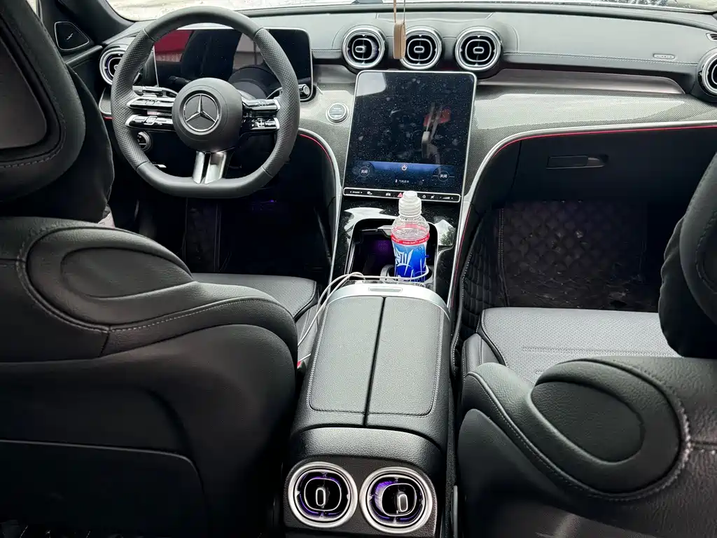 Mercedes-Benz C-Class — миниатюра 12