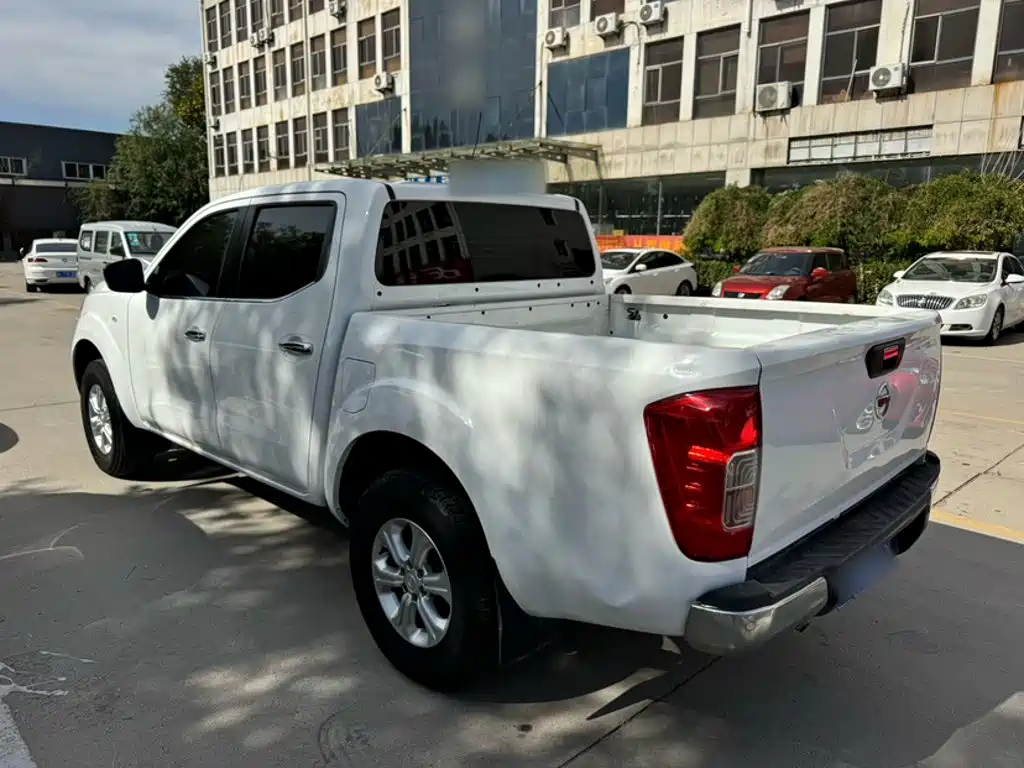 Nissan Navara — миниатюра 13