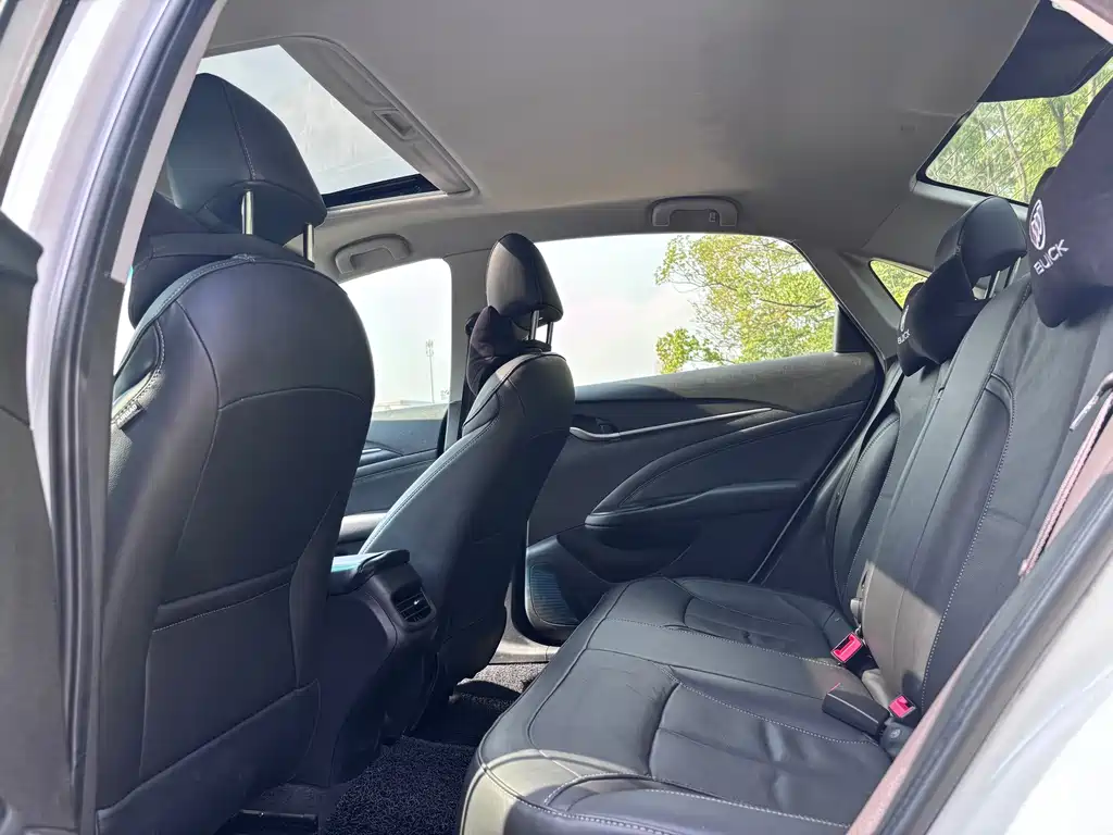Buick Excelle — миниатюра 9