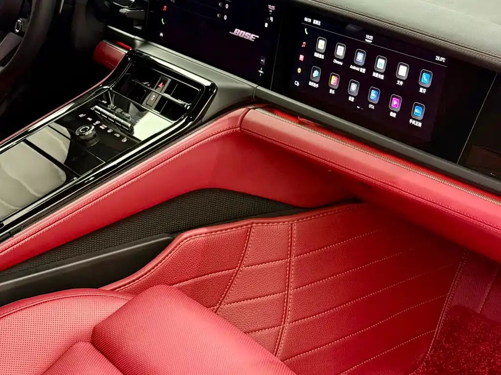 Porsche Panamera — миниатюра 22