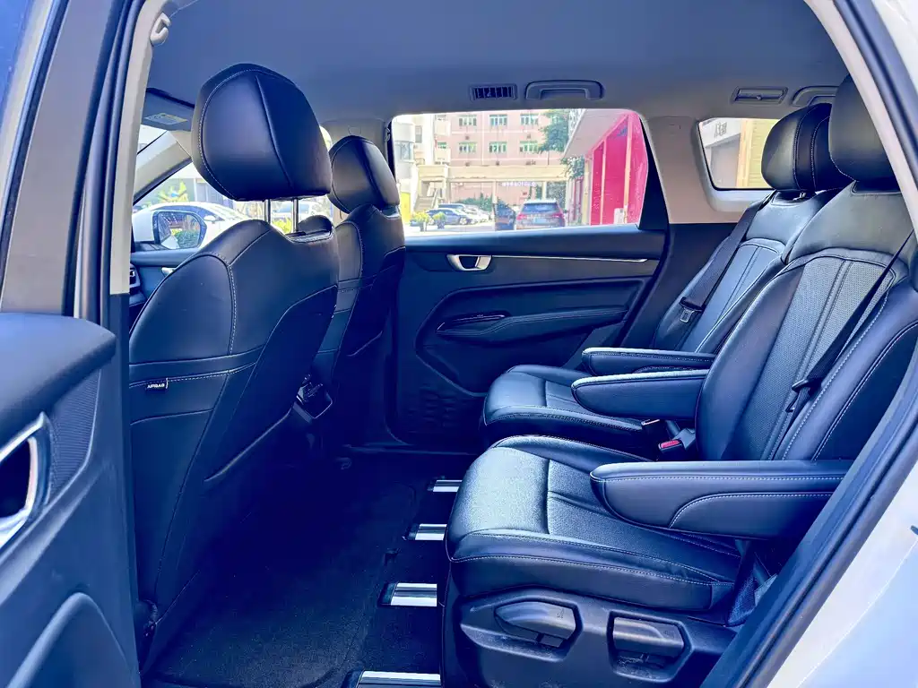 Wuling Victory — миниатюра 9