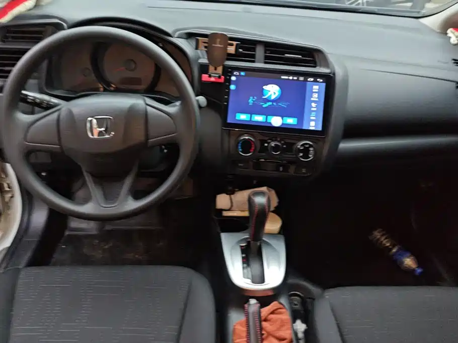 Honda Fit — миниатюра 12