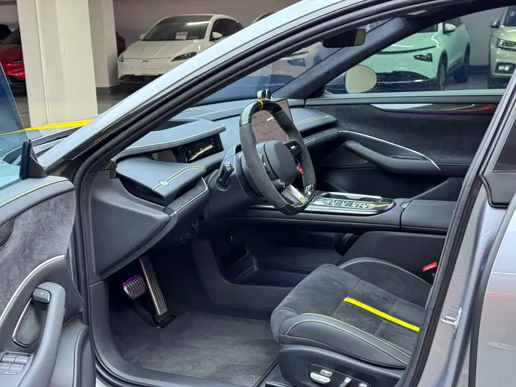 XIAOMI CAR XIAOMI SU7 ULTRA