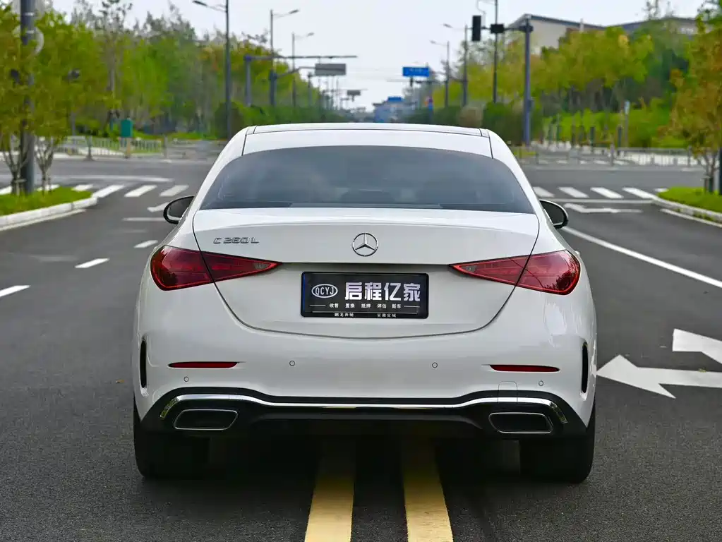 Mercedes-Benz C-Class — миниатюра 15