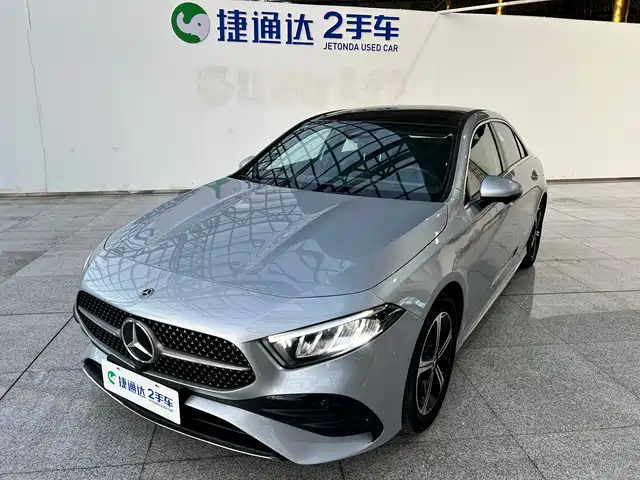 MERCEDES-BENZ A CLASS
