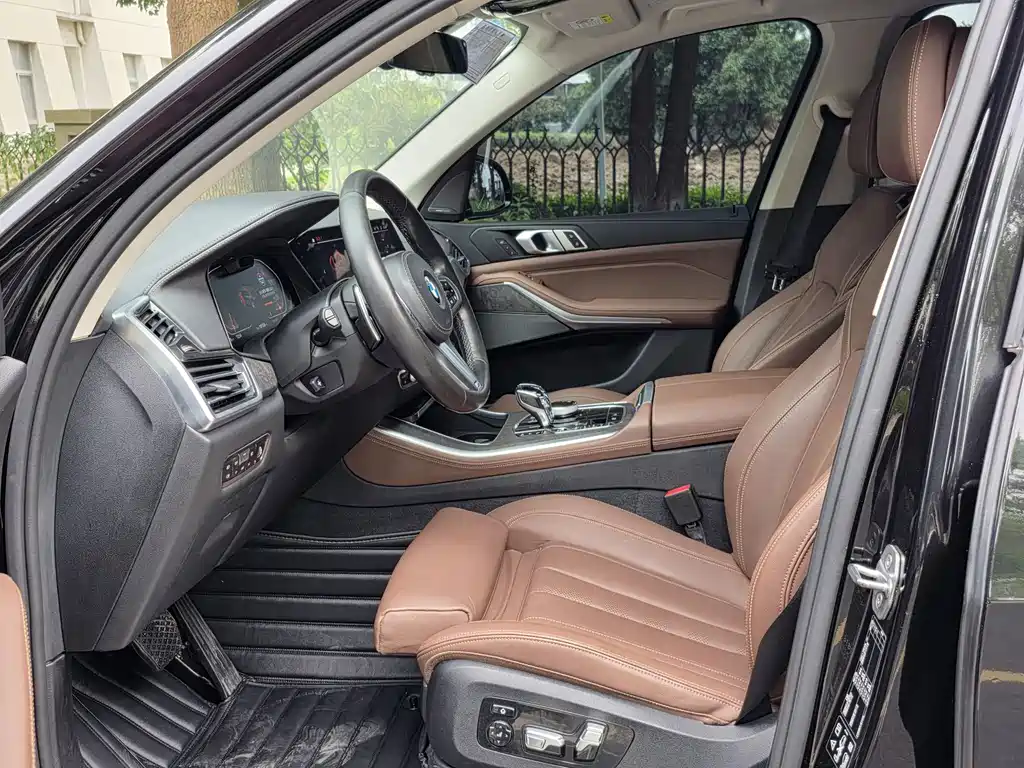 BMW X5 (Import) — миниатюра 7