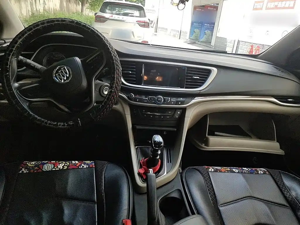 Buick Excelle — миниатюра 10