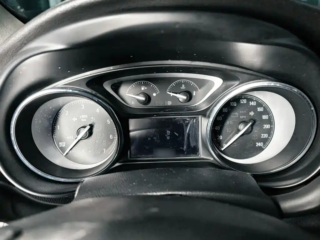 Buick Envision Plus — миниатюра 7