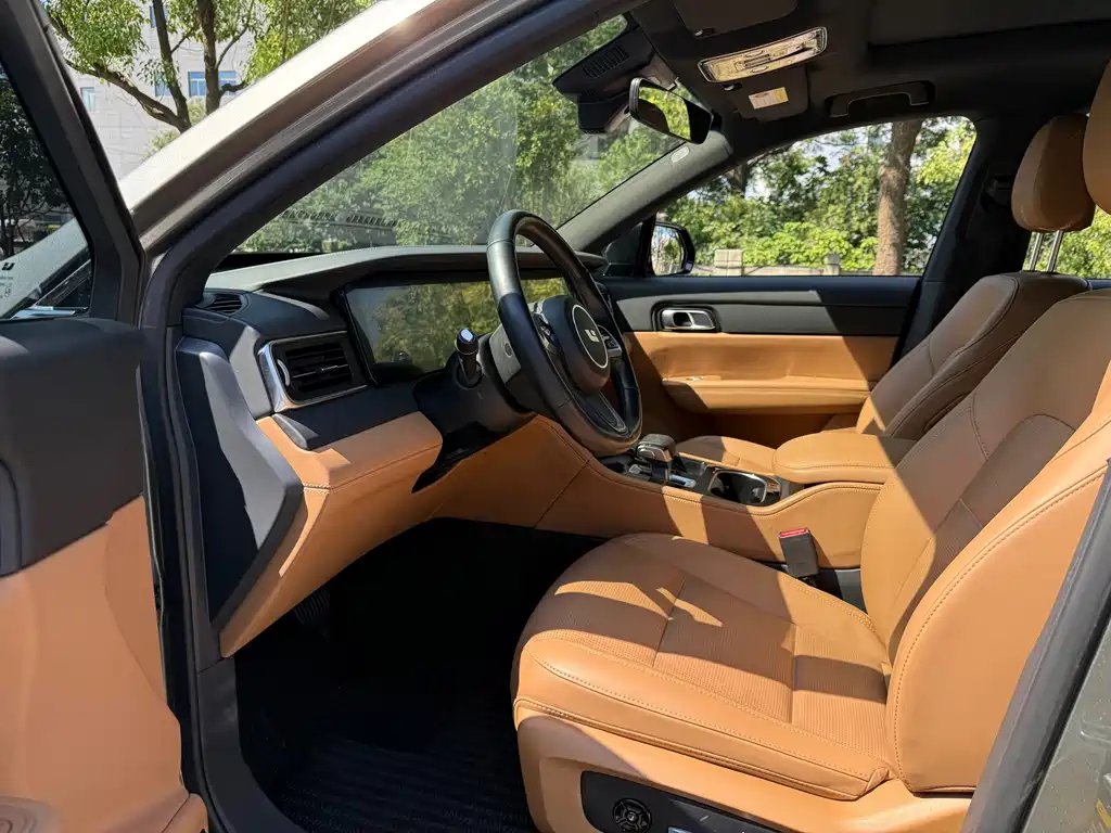 Li Auto Li ONE — миниатюра 9