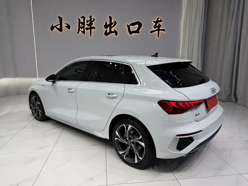 Audi A3 2022 Sportback 35 TFSI Luxury Sport
