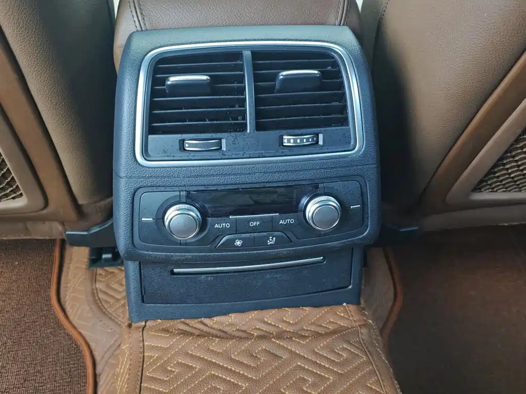 Audi A6L — миниатюра 13