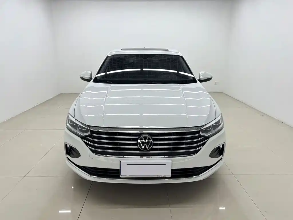 Volkswagen Lavida — миниатюра 2