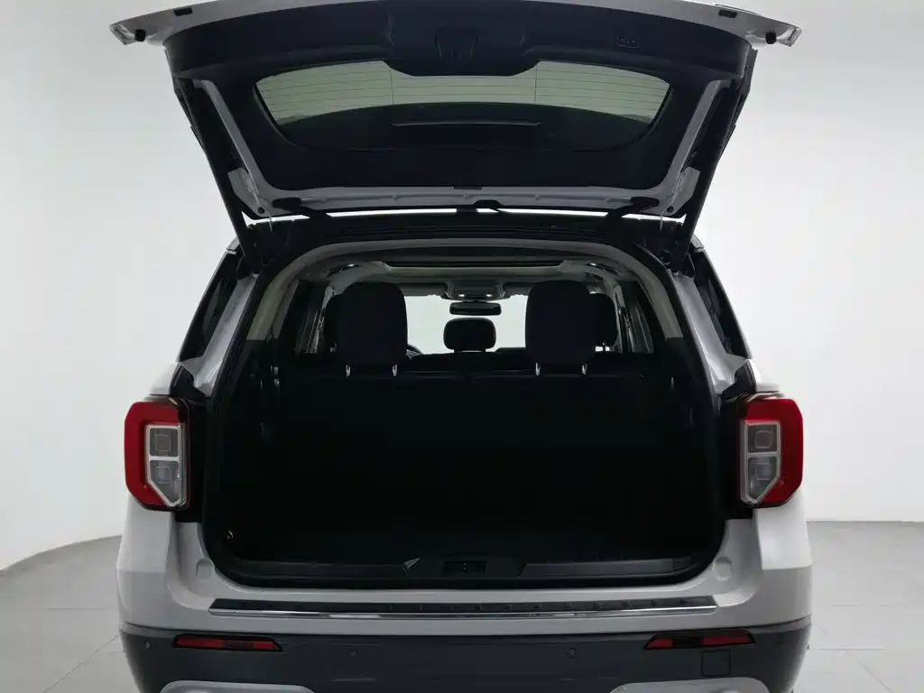 Ford Explorer — миниатюра 16