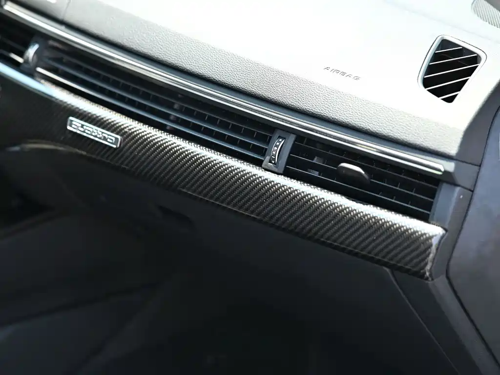 Audi A4L — миниатюра 10