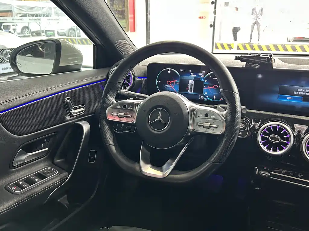 MERCEDES-BENZ A CLASS