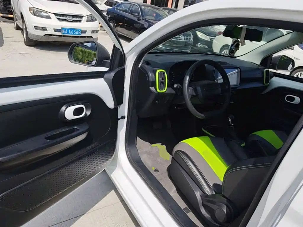 Roewe Clever — миниатюра 16