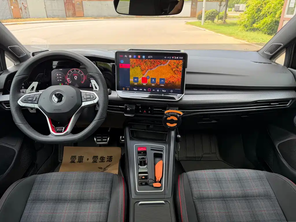 Volkswagen Golf GTI — миниатюра 17