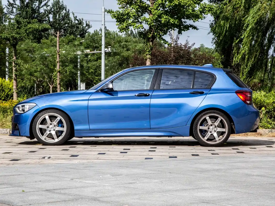 BMW 1 Series (Import)