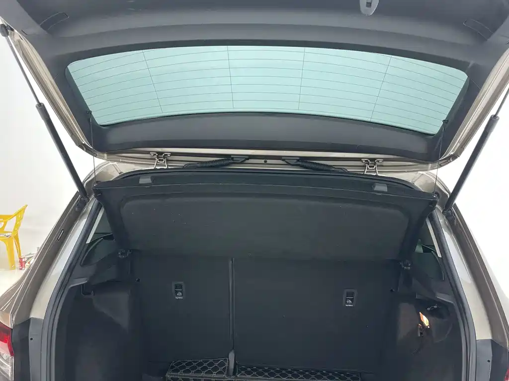Skoda Karoq — миниатюра 24
