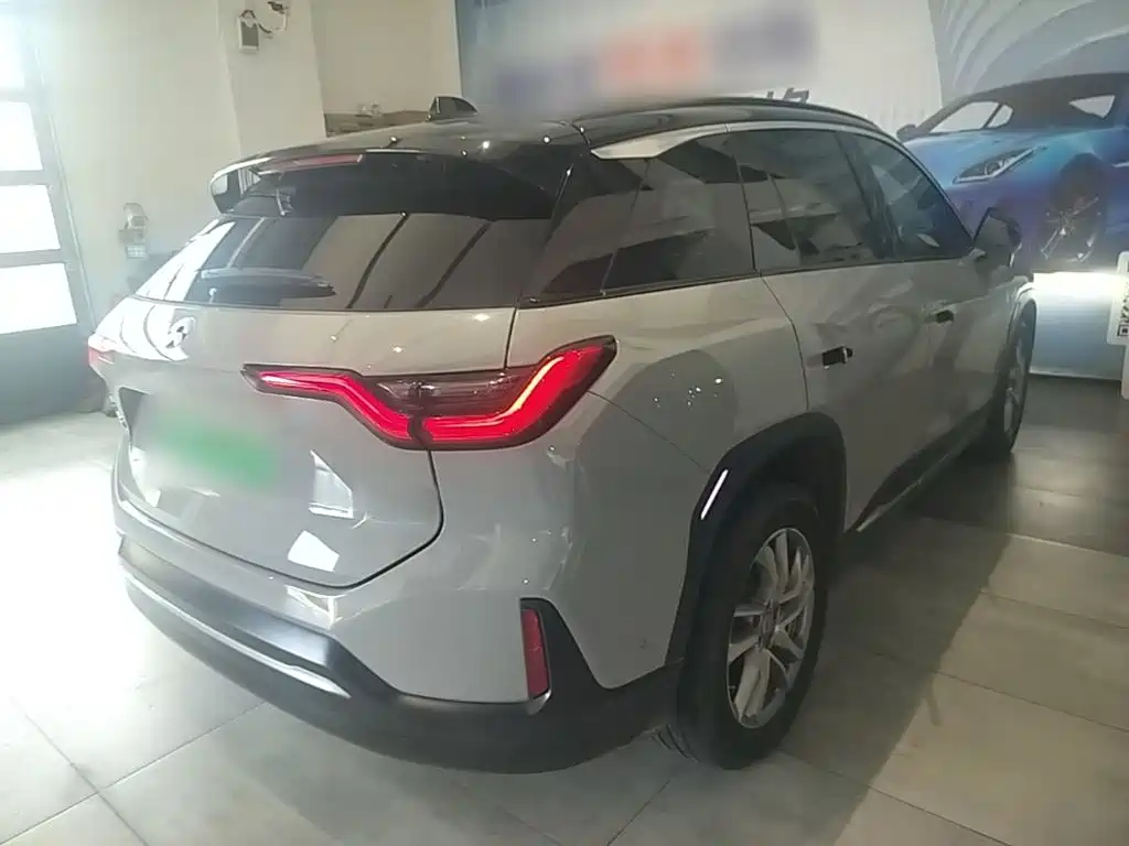 NIO ES6 — миниатюра 7