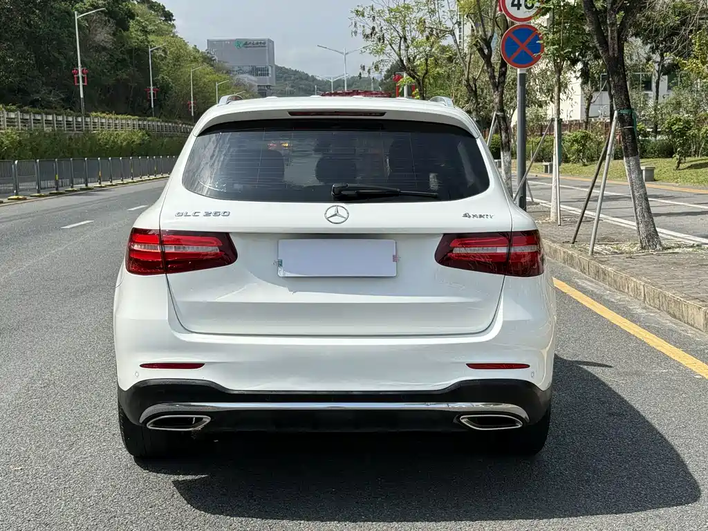 Mercedes-Benz GLC — миниатюра 6