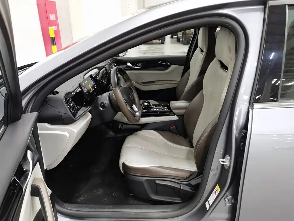 BYD Qin PLUS — миниатюра 10
