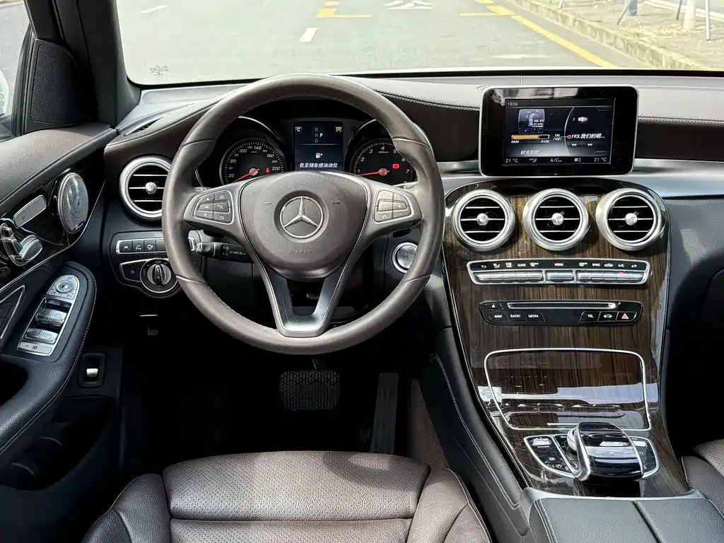 Mercedes-Benz GLC — миниатюра 15