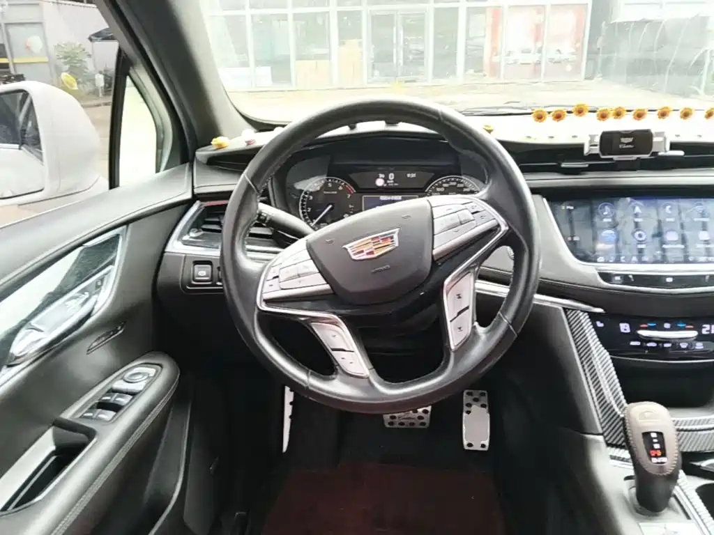 Cadillac XT5 — миниатюра 15
