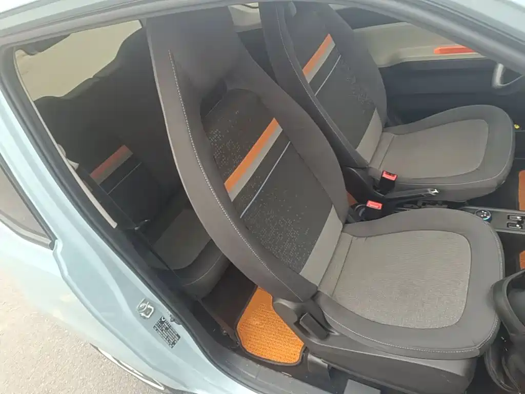 Wuling MINIEV — миниатюра 25