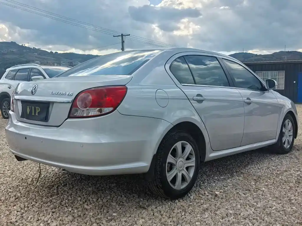 Volkswagen Lavida — миниатюра 7
