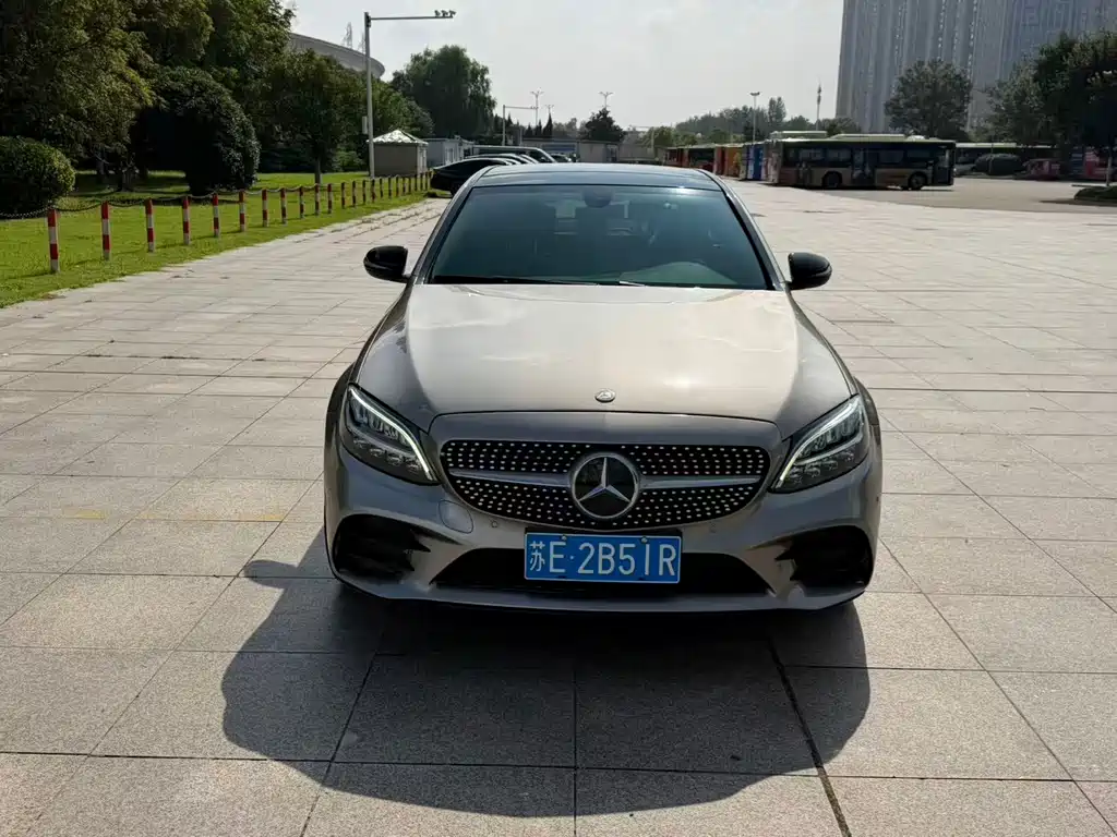 Mercedes-Benz C-Class — миниатюра 2