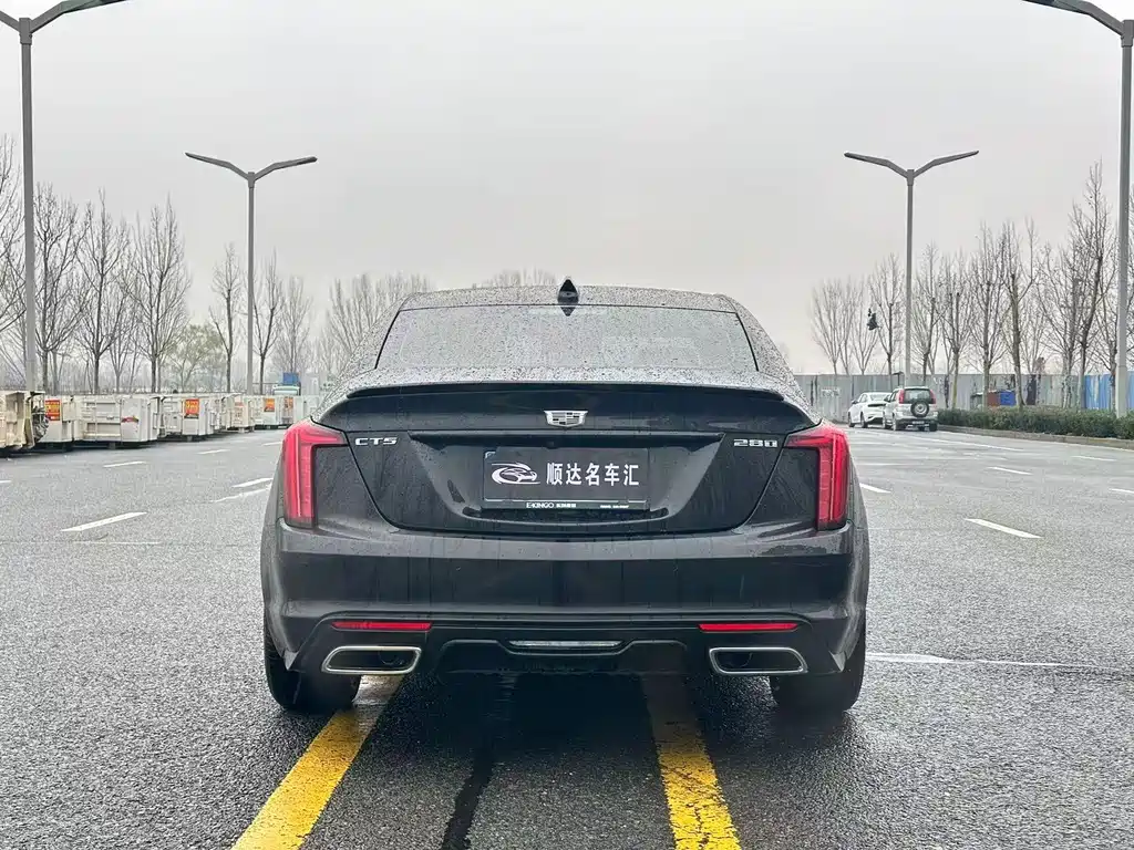 CADILLAC CT5