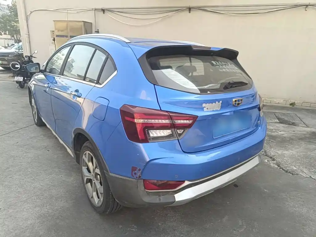 Geely Vision S1 — миниатюра 5