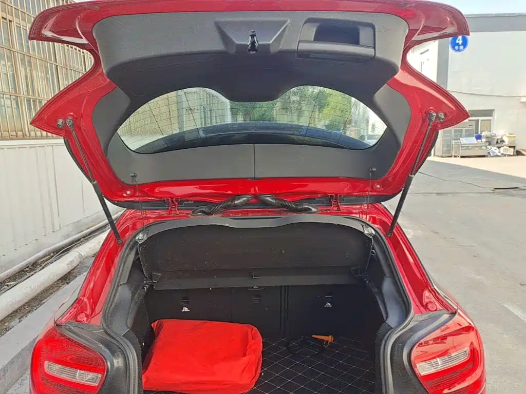 Mercedes-Benz A-Class (Import) — миниатюра 19