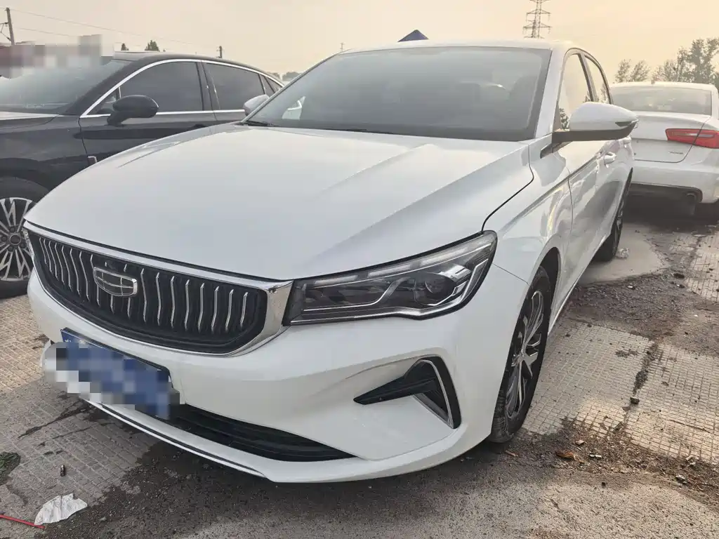Geely Emgrand 2024