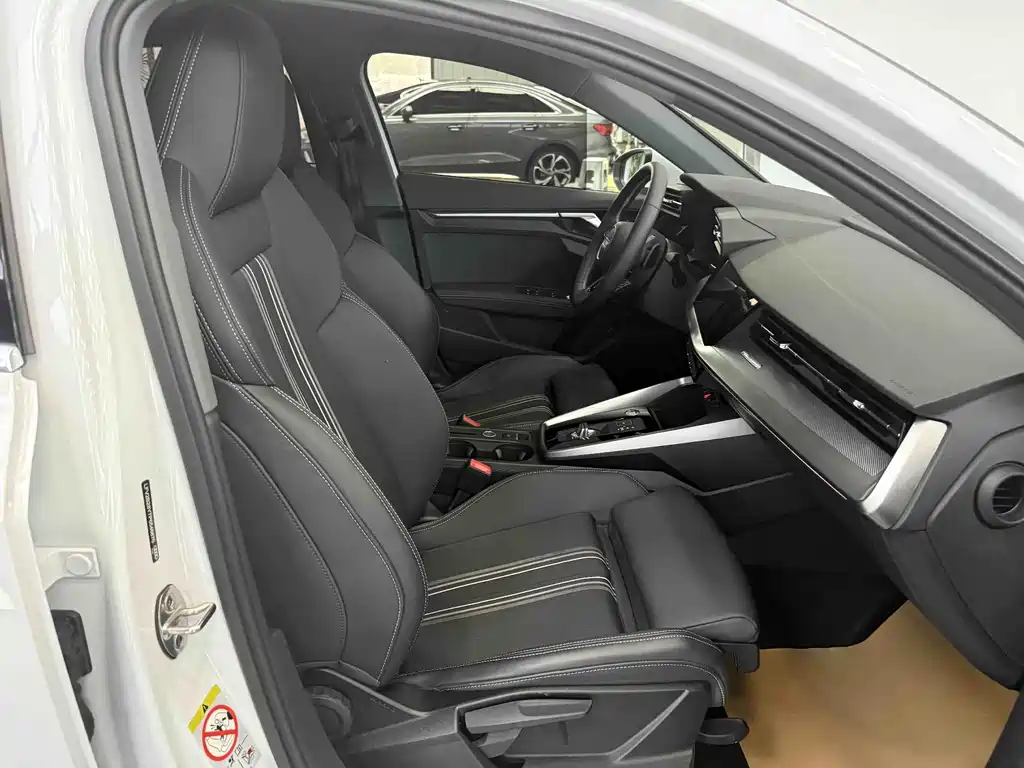 Audi A3 2023 Sportback 35 TFSI Fashion Sport