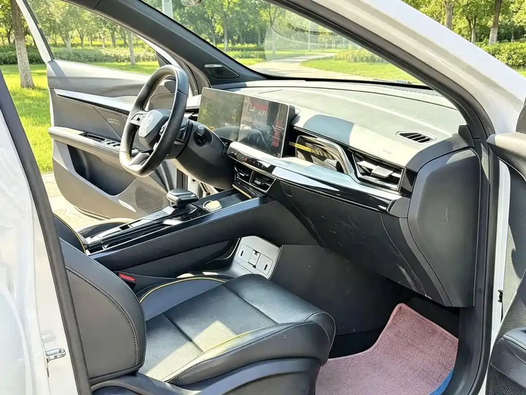 MG MG5 Scorpio — миниатюра 5