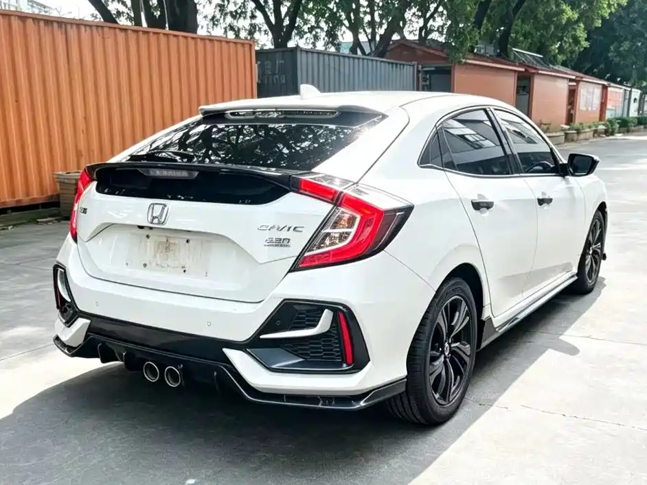 Honda Civic — миниатюра 9