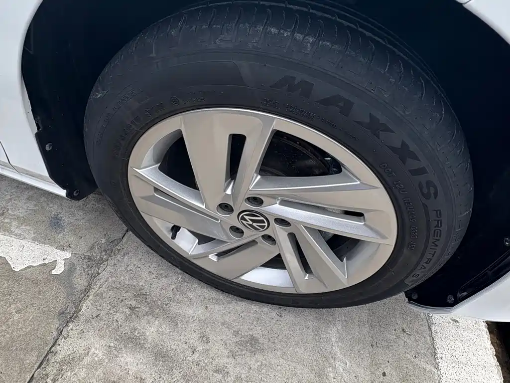 Volkswagen Lamando — миниатюра 5