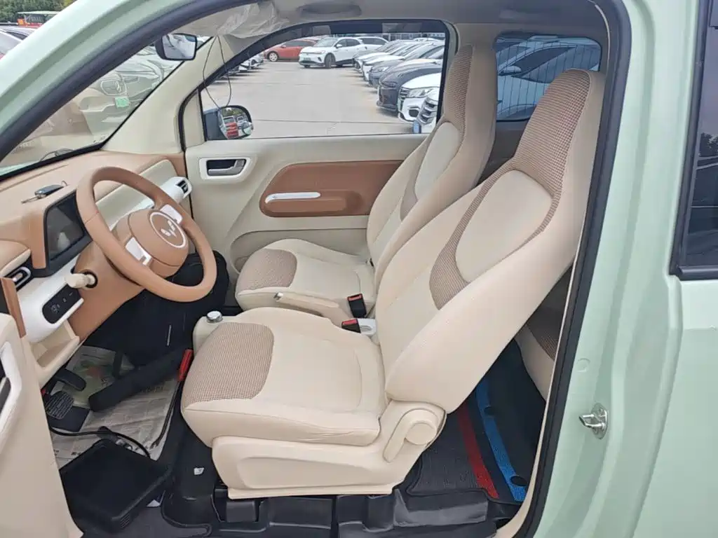 Wuling MINIEV — миниатюра 15