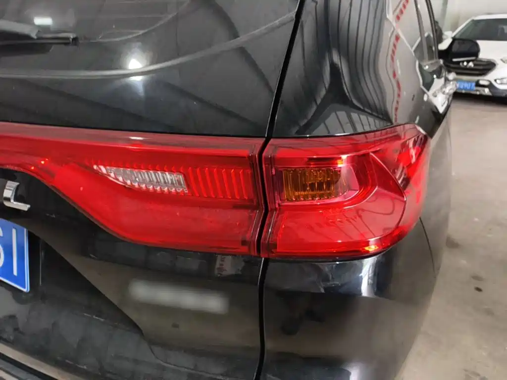 Haval M6 — миниатюра 8