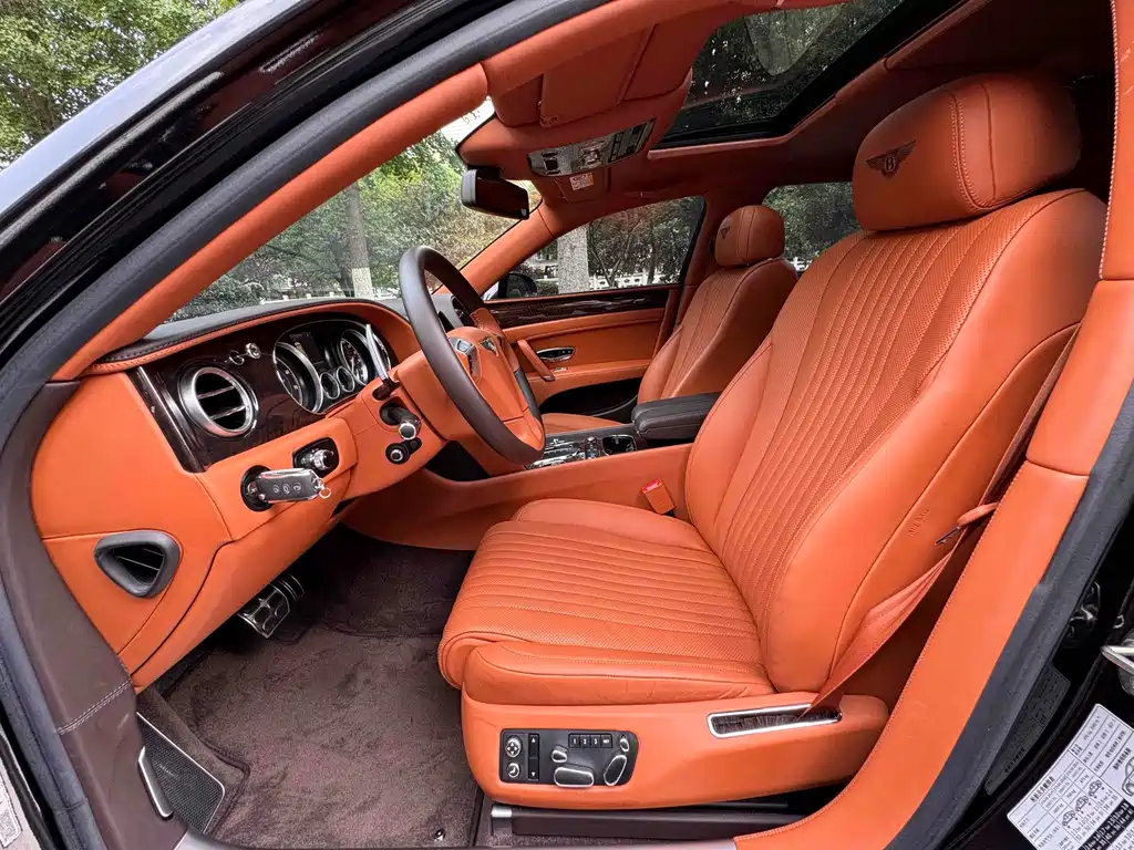 Bentley Flying Spur — миниатюра 8