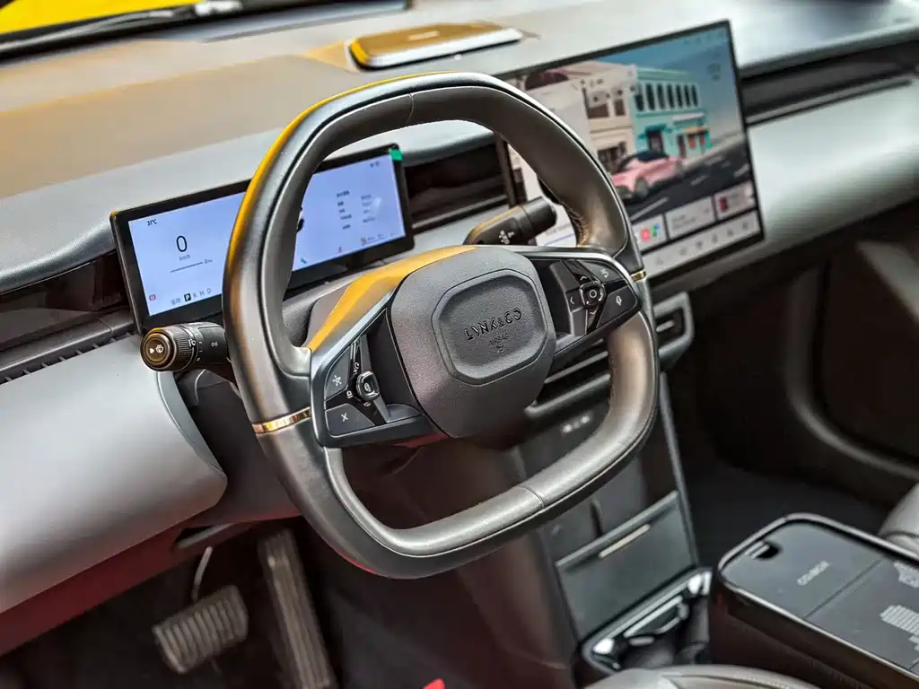Lynk & Co Z20 — миниатюра 4