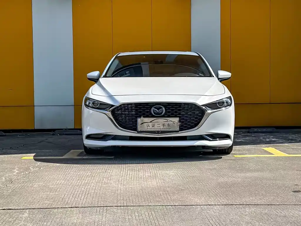 Mazda 3 Axela — миниатюра 2