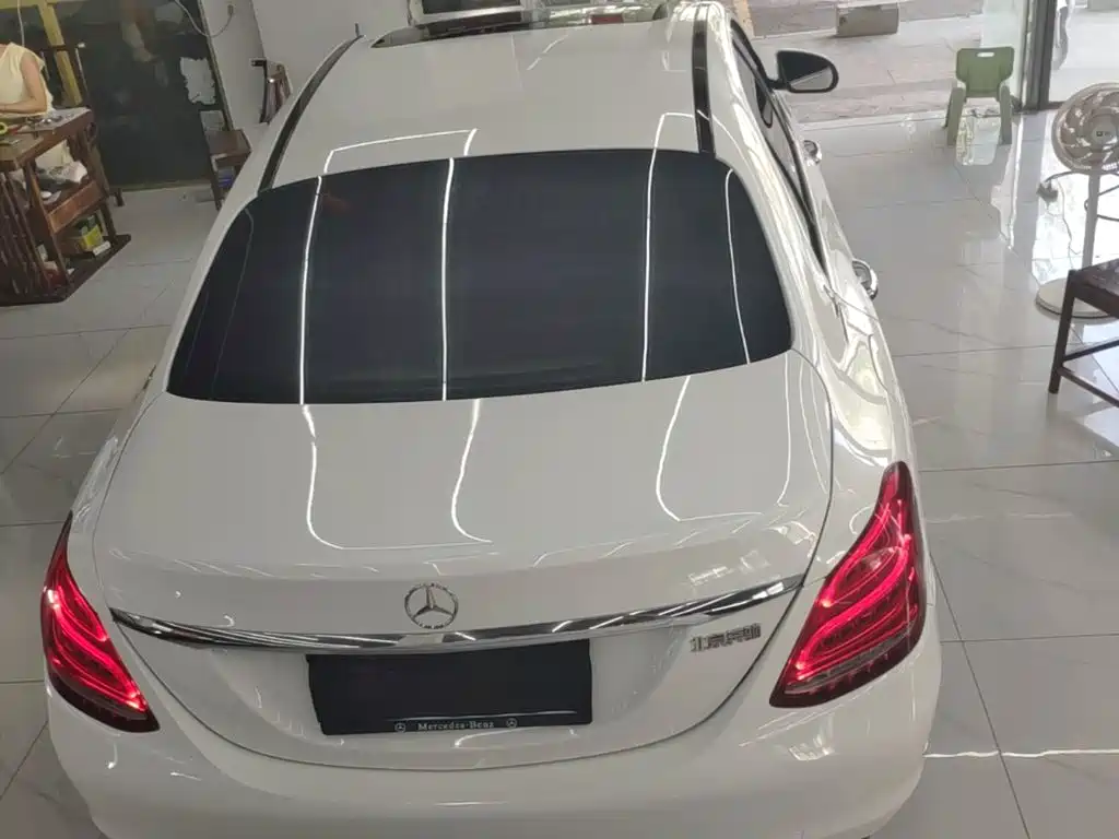 Mercedes-Benz C-Class — миниатюра 6