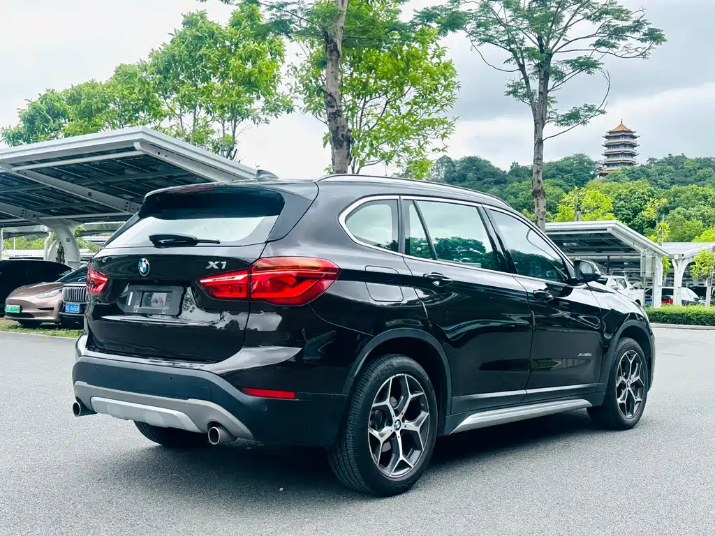 BMW X1 2018 xDrive20Li Premium