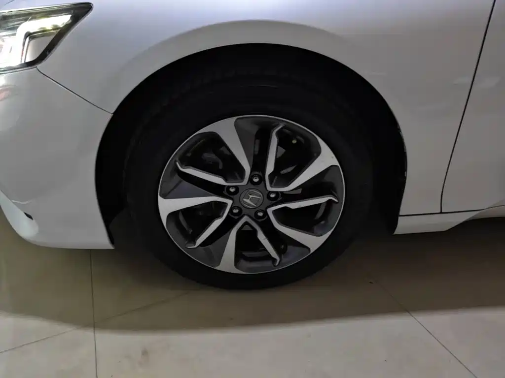 Honda Inspire — миниатюра 23