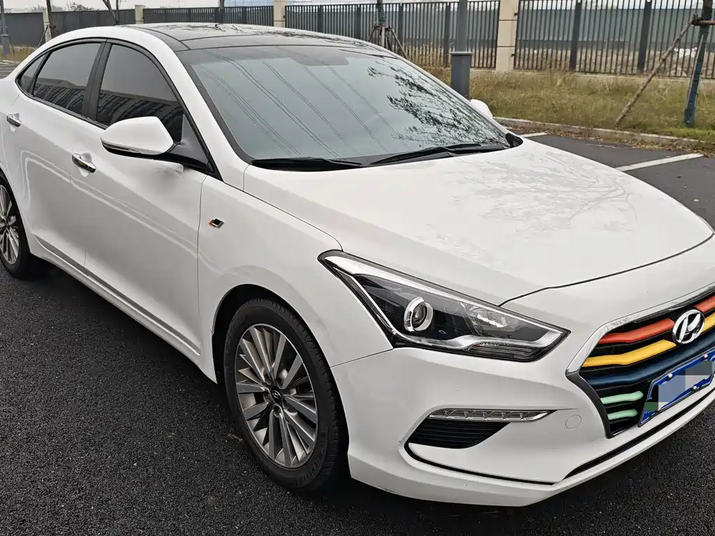 Hyundai Mistra — миниатюра 3