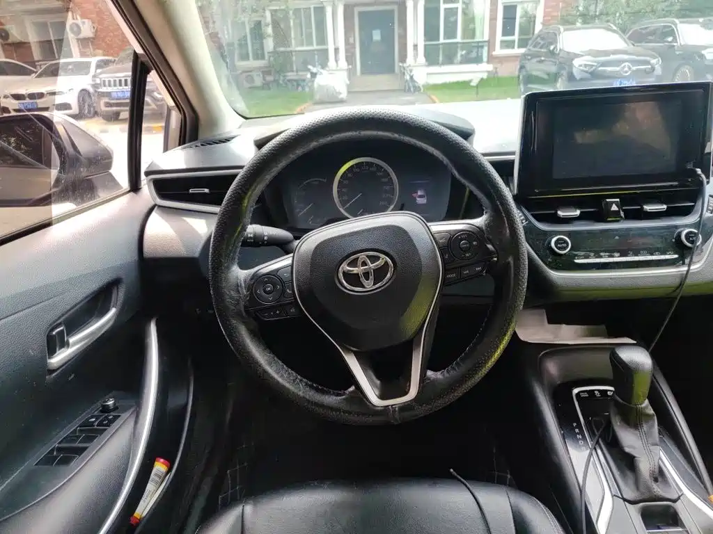 Toyota Corolla — миниатюра 6